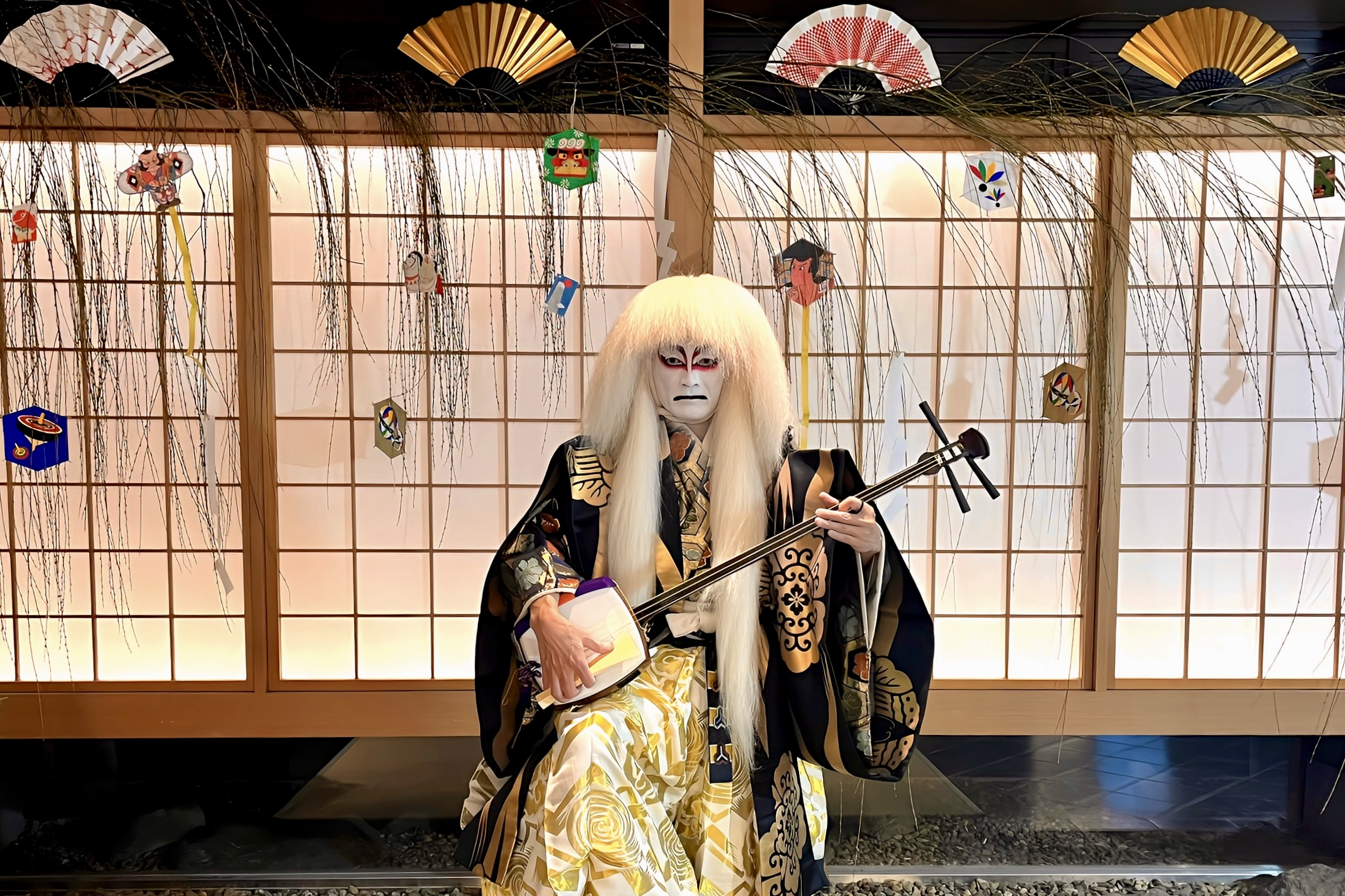 【숙박자 한정】 「가부키 사자 퍼포먼스 & 촬영회」에서 맞이하는 화려한 신춘