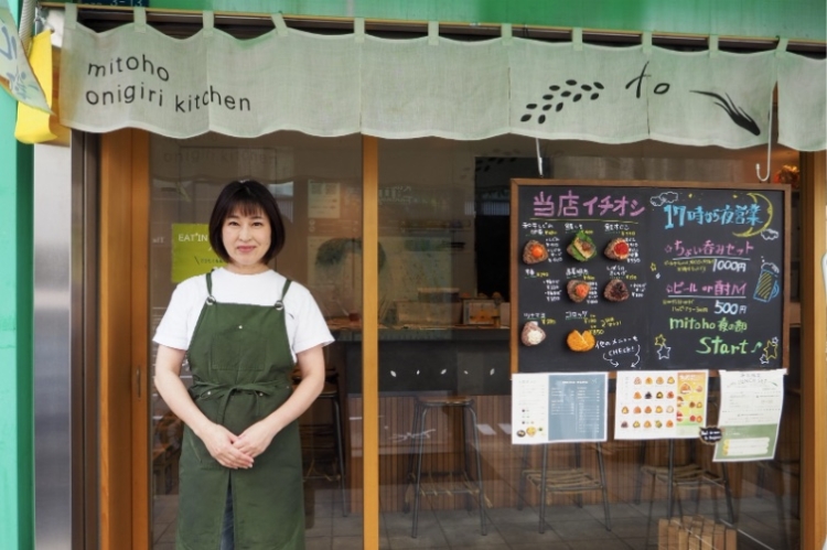 따뜻한 미소로 맞이하는 주인, 나카무라 씨